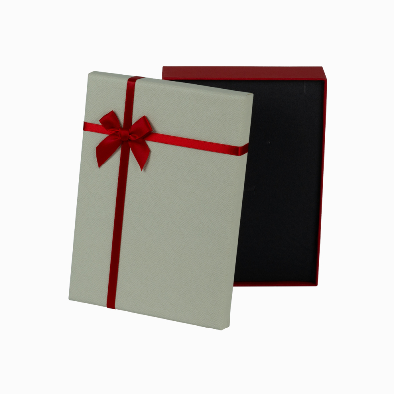 Cutie bijuterii, gama normal paper, cu funda, 100