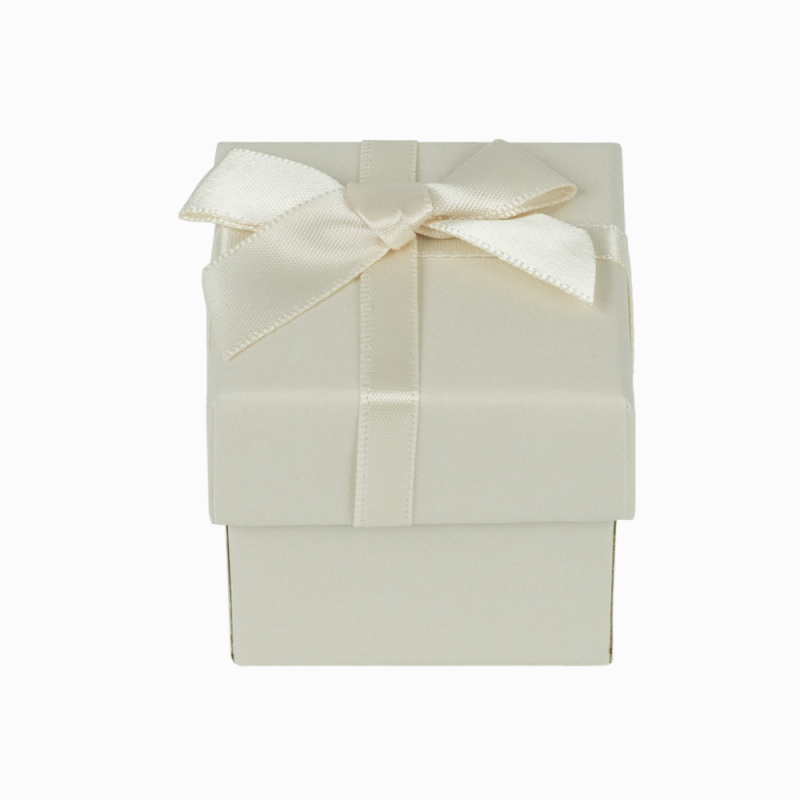 Cutie bijuterii, gama normal paper, cu funda, 18